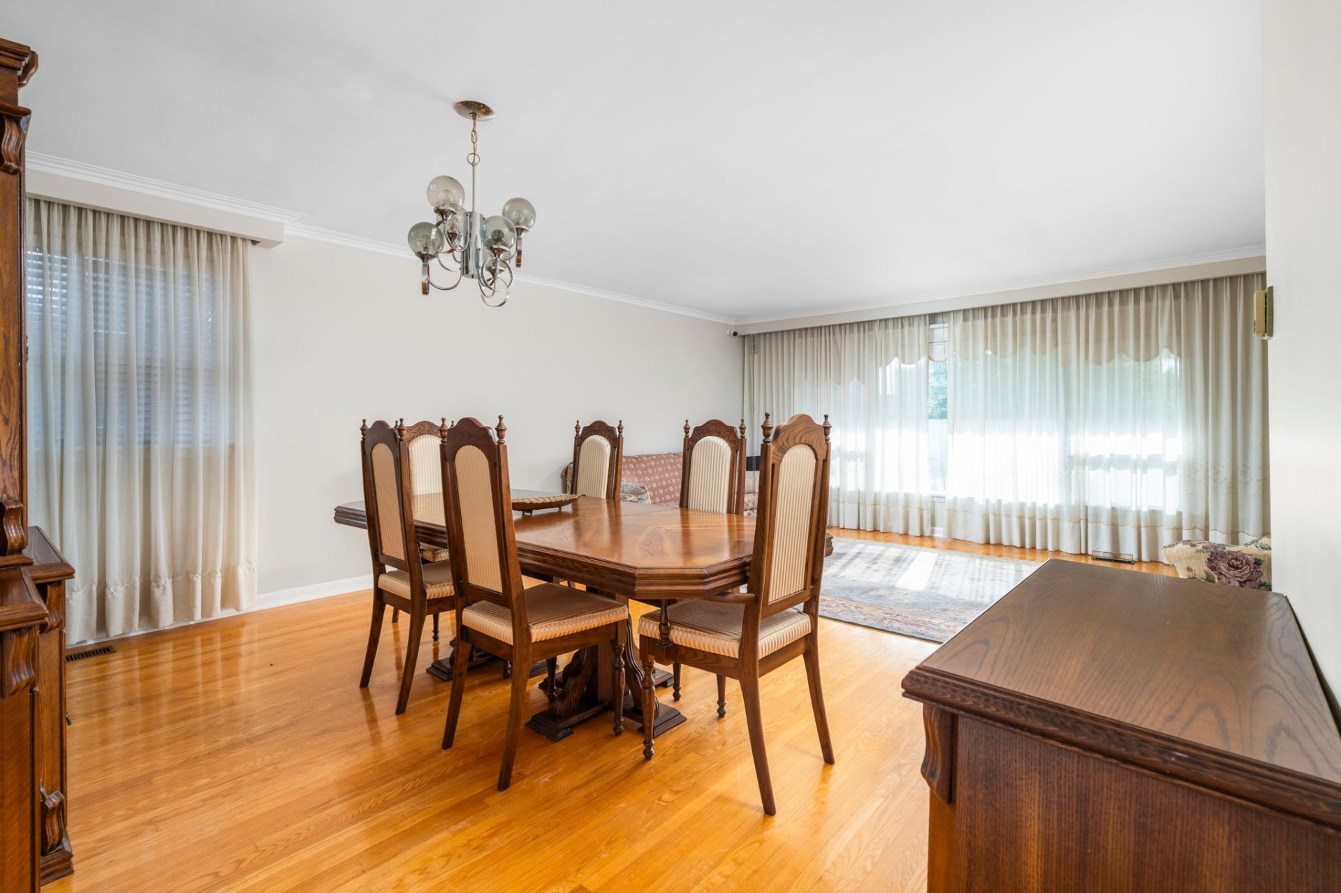 Living & dining room