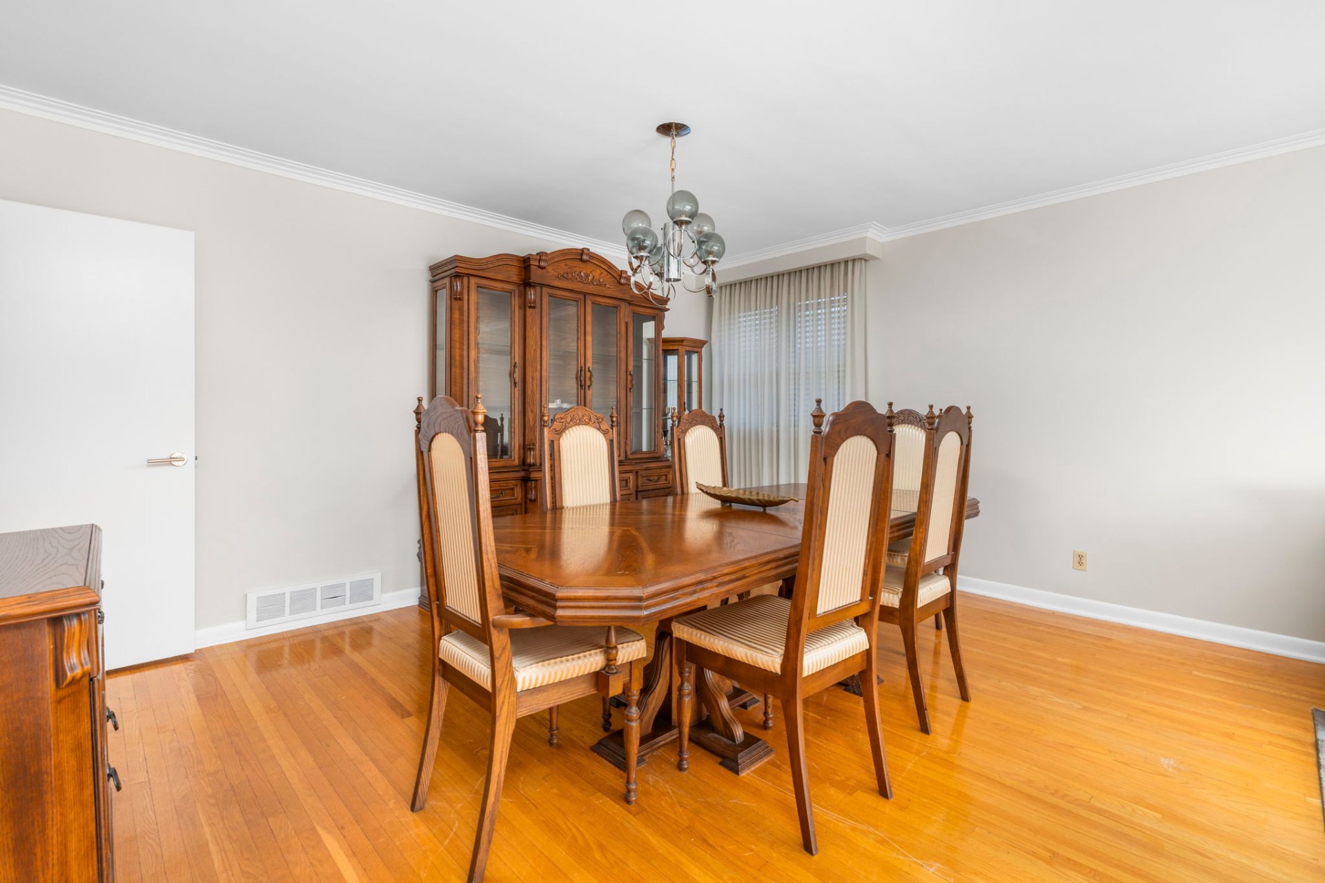 Living & dining room