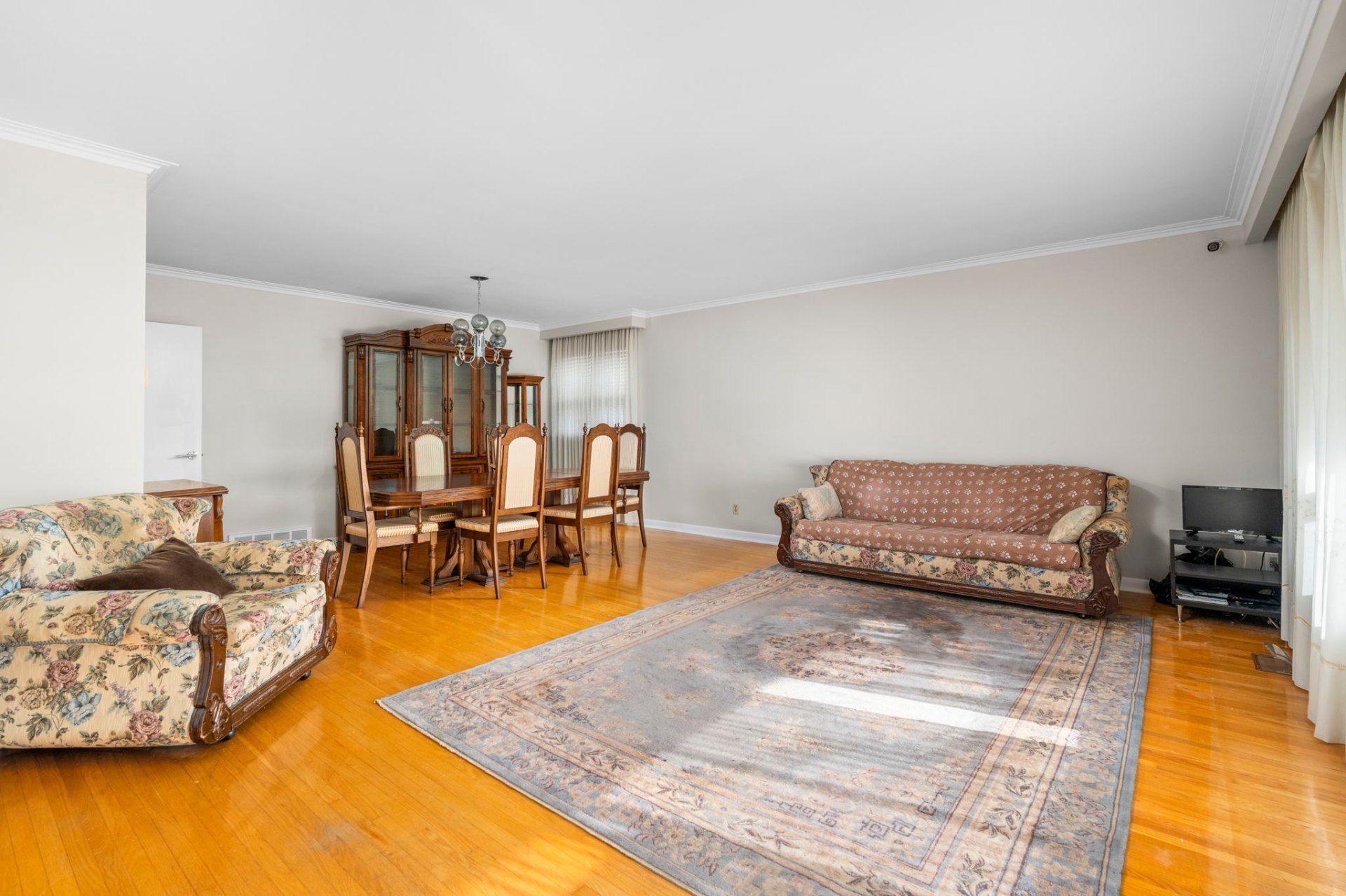 Living & dining room